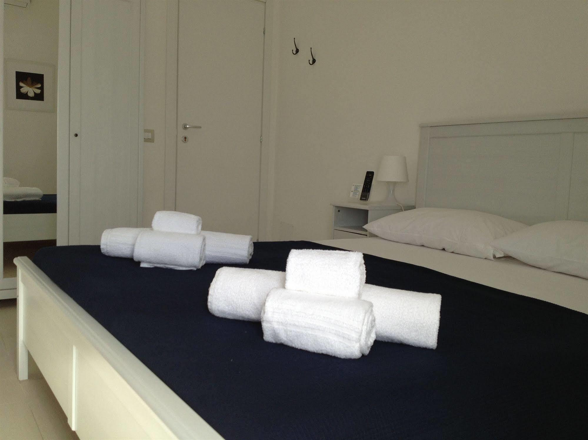 Hotel Due Passi Dal Mare à Lido di Noto Extérieur photo
