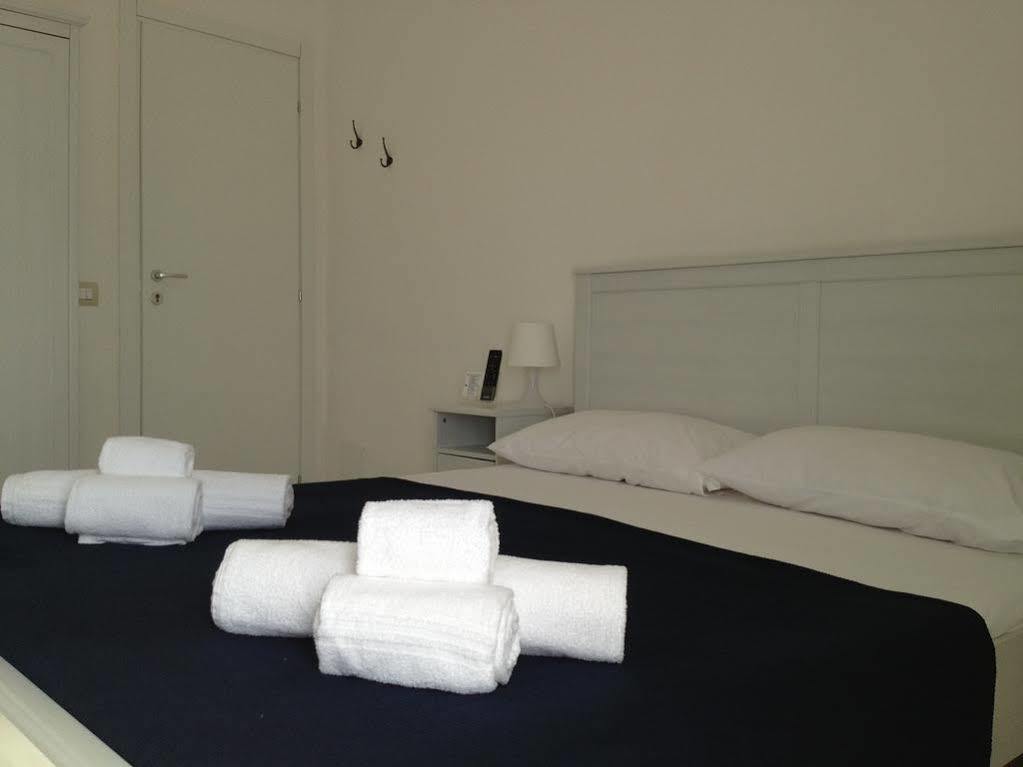 Hotel Due Passi Dal Mare à Lido di Noto Extérieur photo